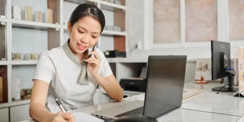 Thành viên có thể liên hệ bằng cách gọi trực tiếp
